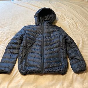 Woman’s heated jacket